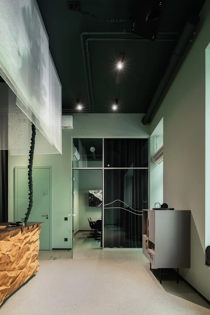 LAVA Dental Studio clinic entrance corridor